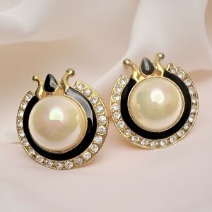 Vintage 1980s Faux Pearl Cabochon Rhinestone Black Gold Tone Earrings